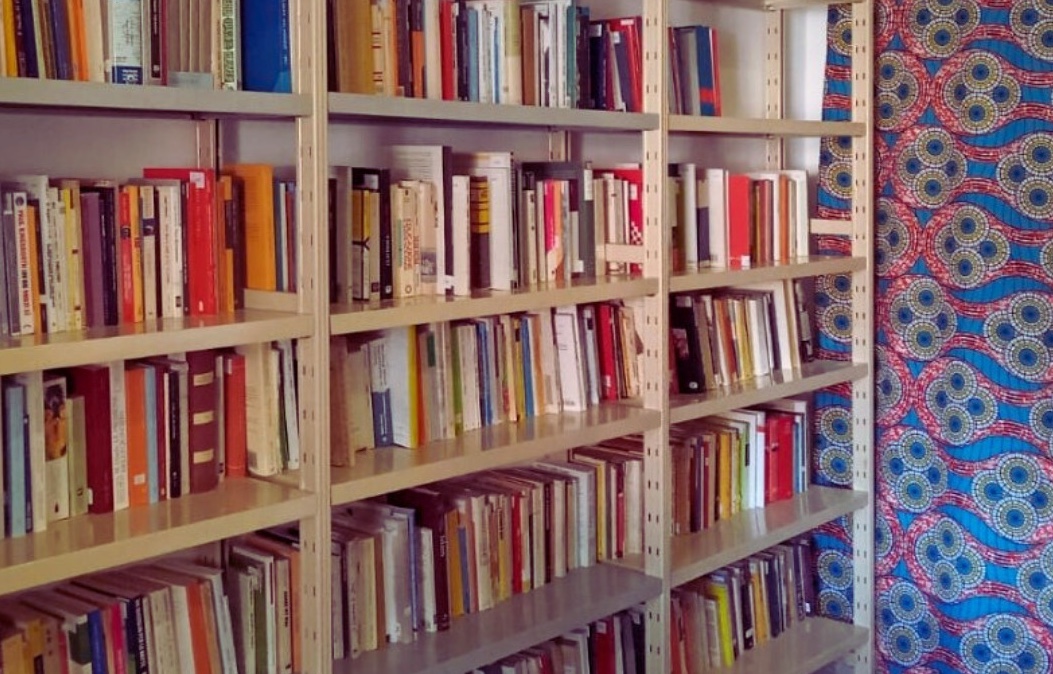 Biblioteca interculturale Isur