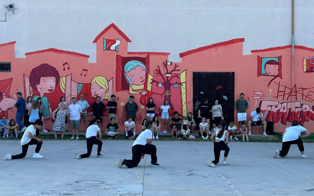 Il nuovo murales di San Vito all’insegna della fraternità