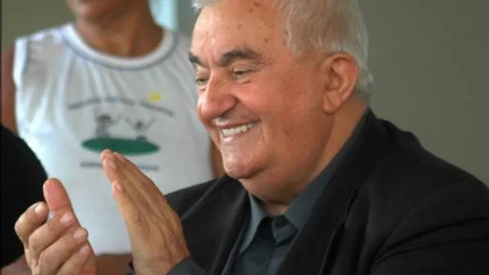 La notte di don Oreste, per stare accanto agli ultimi della città con la Papa Giovanni